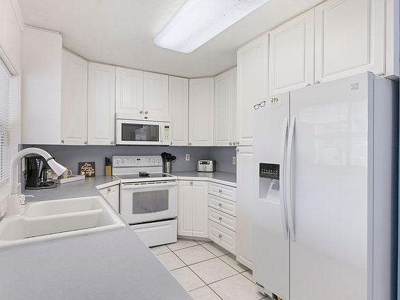 5th image of 1745 33rd Avenue
