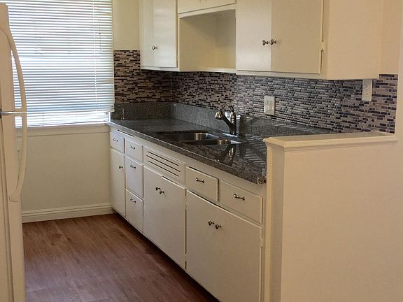 2nd image of 1241 S Bundy Dr #5