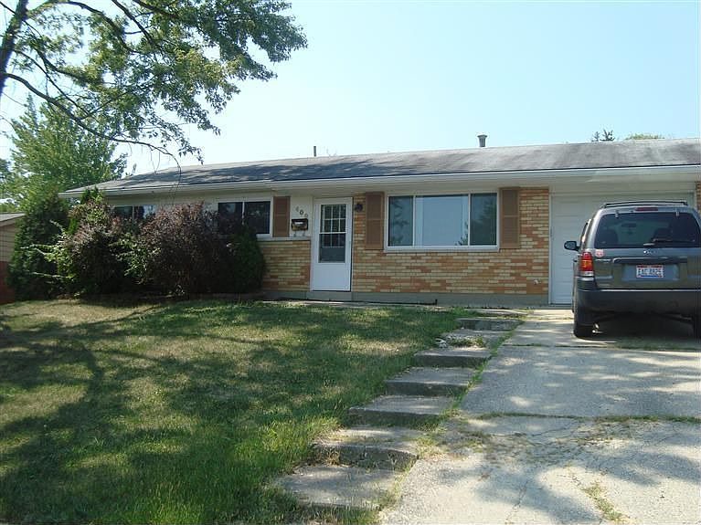 1st image of 409 Hartford Dr