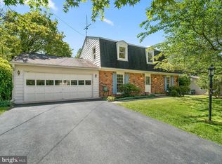 7412 Miller Fall Rd, Rockville, MD 20855