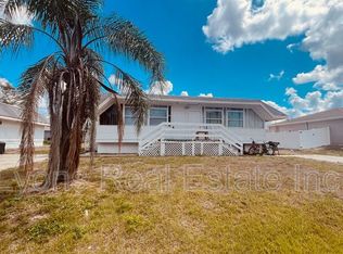 17375 Dowling Dr, Fort Myers, FL 33967