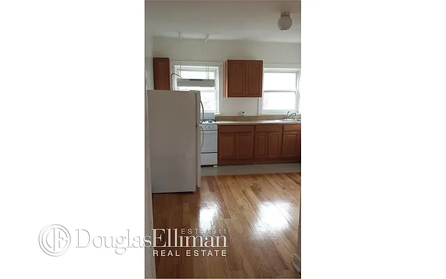 Rented by Douglas Elliman | media 26