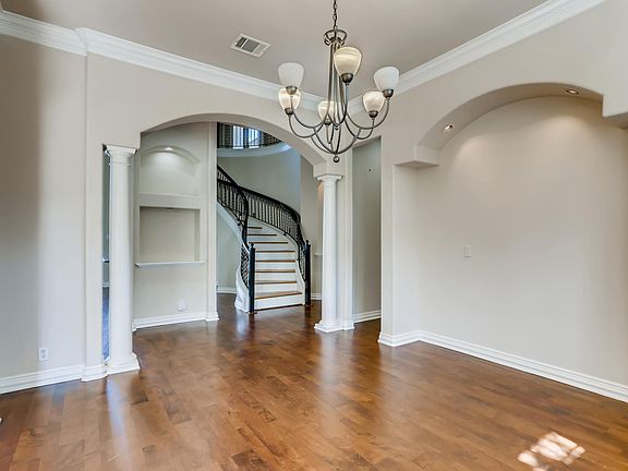 5th image of 8513 Chalk Knoll Dr