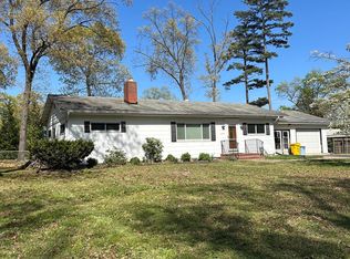 816 Meadow Rd, Severn, MD 21144