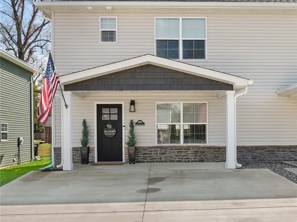 1027 Sweet Amy Way, Sellersburg, IN 47172