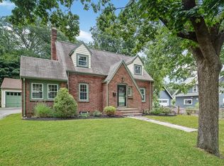 1 Parker Rd, Winchester, MA 01890