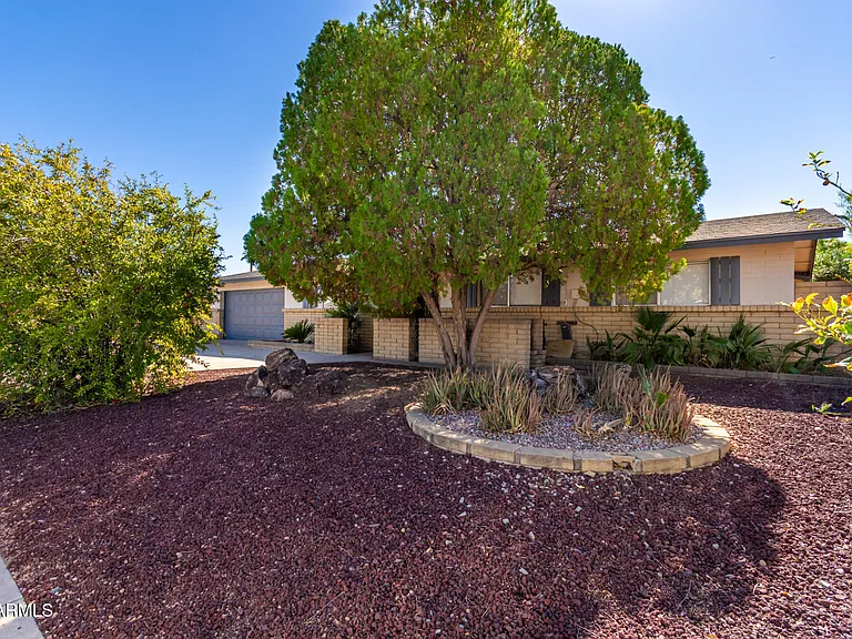 2311 W Del Oro Cir — Photo 36