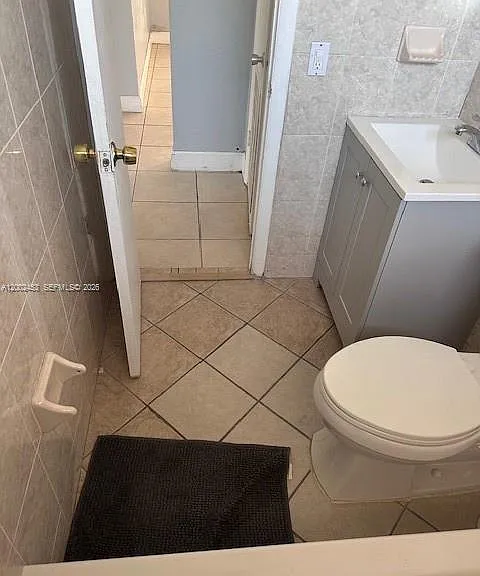 3723 NW 23rd Ave — Photo 5