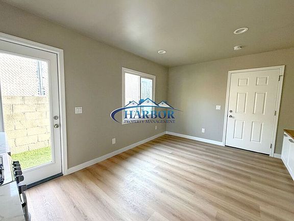 2nd image of 543 W 5th St #545-1/2