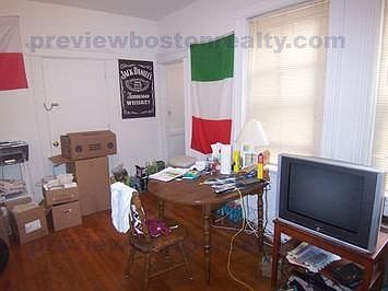 1st image of 93 Marion St #Ll5