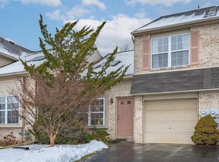 525 Wild Mint Ln, Allentown, PA 18104