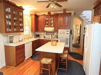 3rd image of 126 Old Heritage Ct