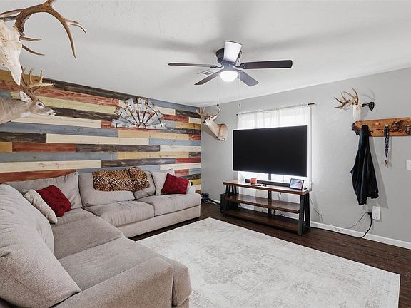 5th image of 3101 Kingston Rd