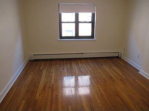 Bedroom (South Facing)