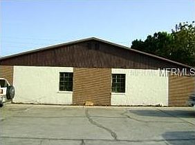 2nd image of 3084 Saint Paul Dr
