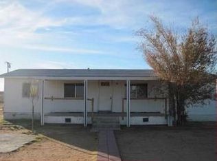 37496 Flower St, Hinkley, CA 92347