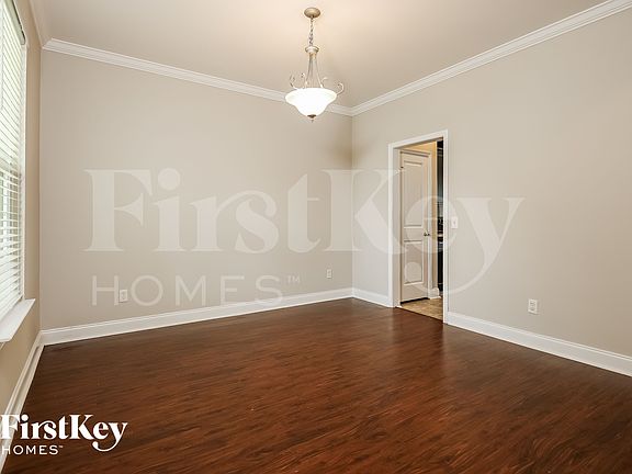 5th image of 2902 Penobscot Dr