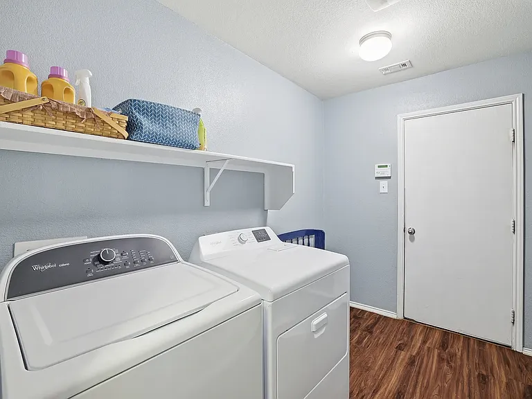 3003 Pinyon Pl — Photo 26