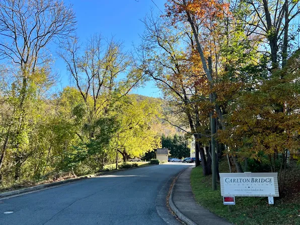 1002 Linden Ave #108, Charlottesville, VA 22902