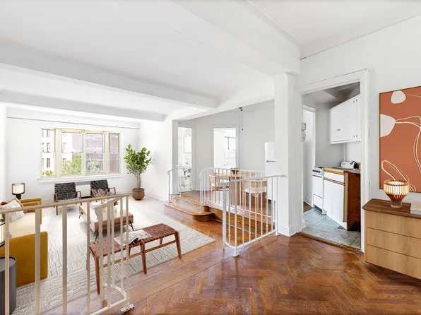 255 Cabrini Boulevard image 1 of 10
