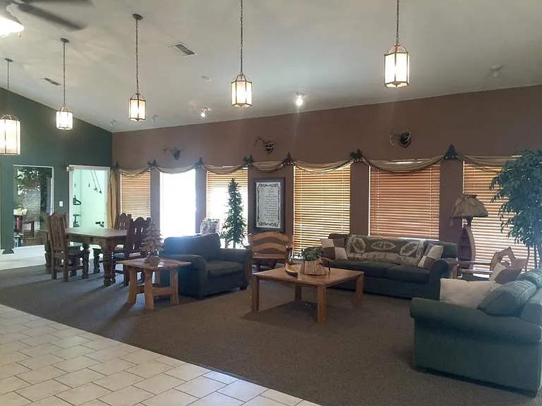 Pine Creek Townhomes — Photo 10