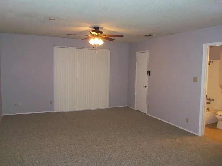 11506 Murcia Dr — Photo 7