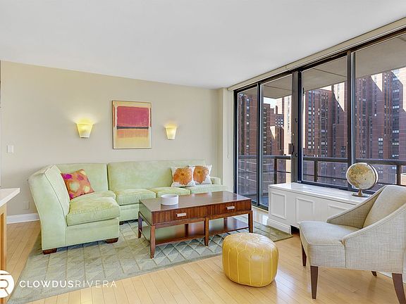 5th image of 300 E 93rd St APT 25A