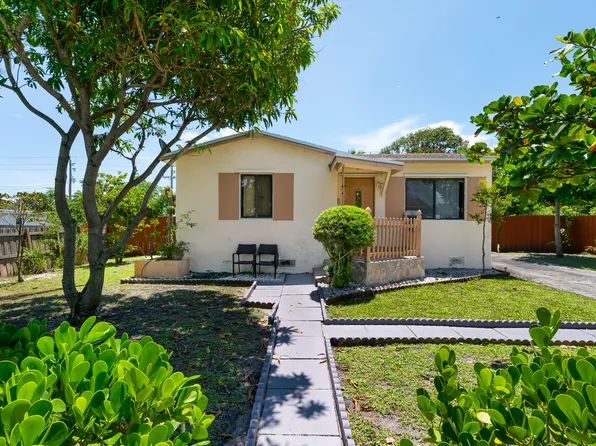 146 SE 5TH Avenue, Boynton Beach, FL 33435