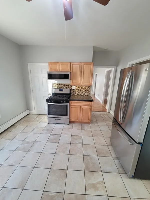 3 bed, $3,100 — Photo 3
