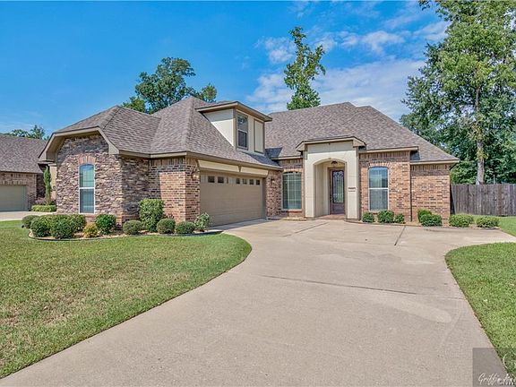 3rd image of 448 Dogwood South Ln