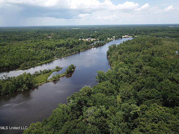 4th image of Moragas Ln