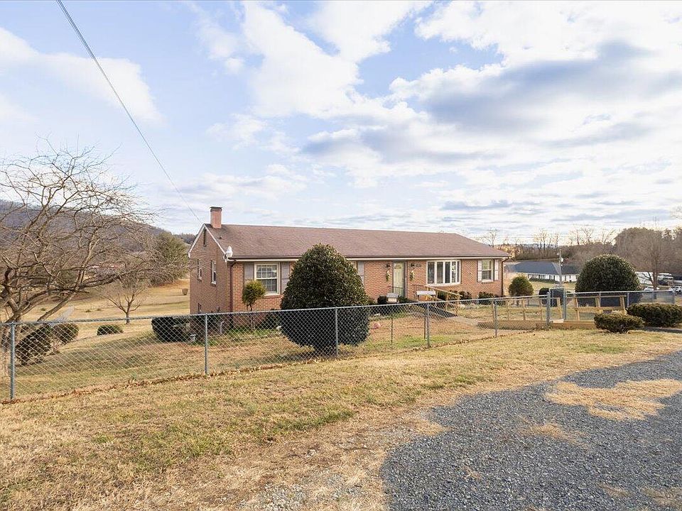 1st image of 4129 Blue View Dr