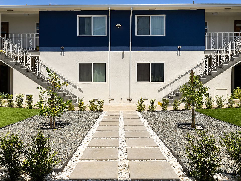 1st image of 420 S Sepulveda Blvd APT 23