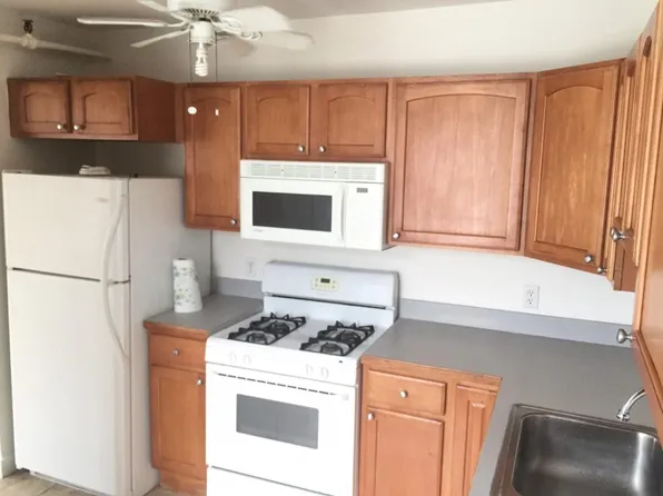 (undisclosed Address), Newport, RI 02840