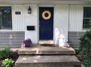 7717 Roe Ave, Prairie Village, KS 66208