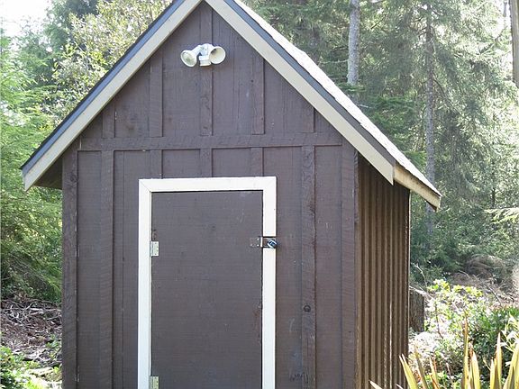 3rd image of 20615 Birch Pl