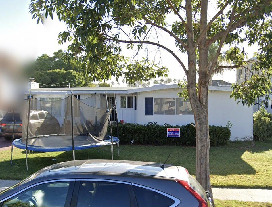 1st image of 941 Coronado Ave