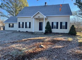 2180 Harris Community Rd, Fayetteville, AR 72701