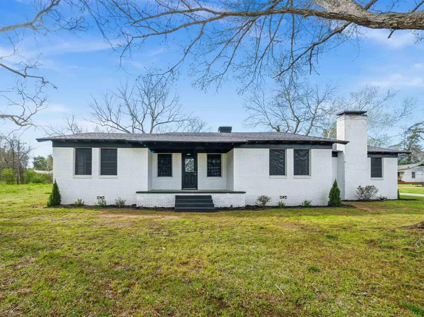 98 Wilson St, Arp, TX 75750