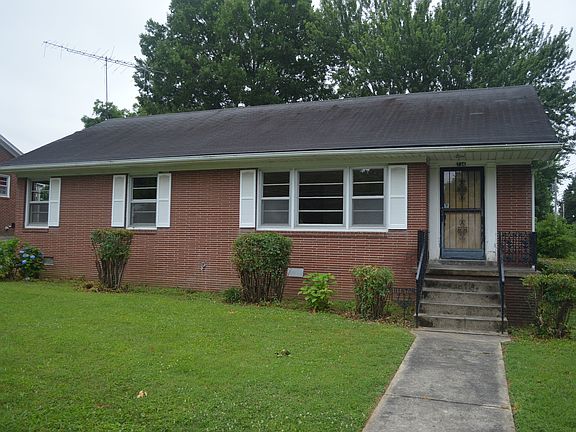 3rd image of 736 Westwood Ave