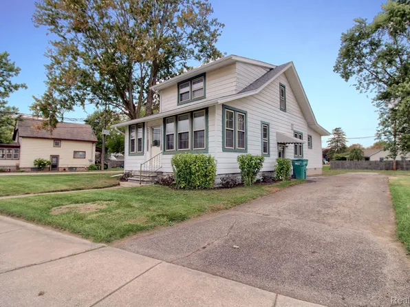 36868 Violet St, New Boston, MI 48164