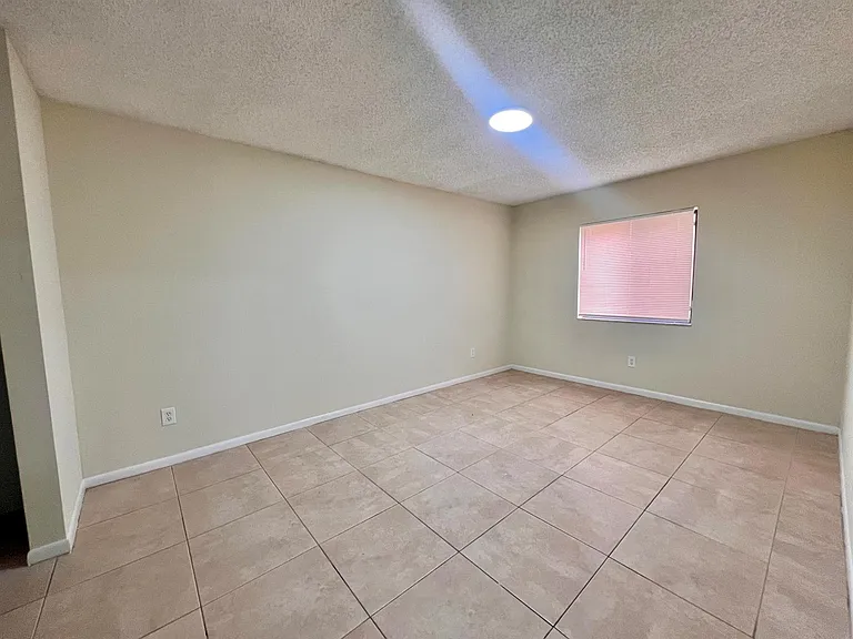6061 10th Ave N #242 — Photo 19