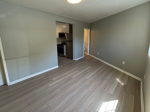 4th image of 435 Visitacion Ave