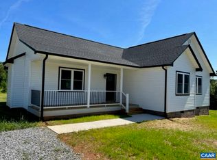 132 Mountain View Rd, Appomattox, VA 24522