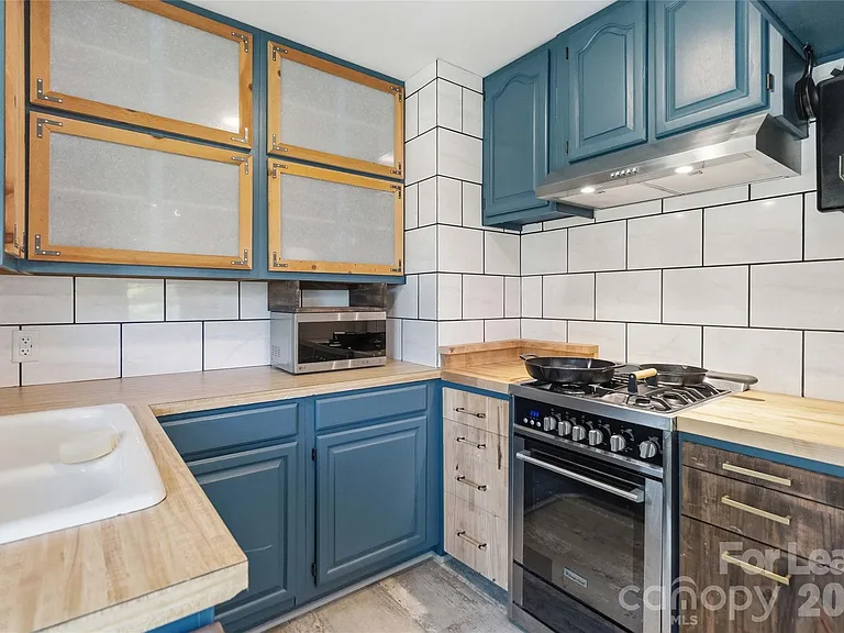 20618 Cornelius Ct — Photo 11