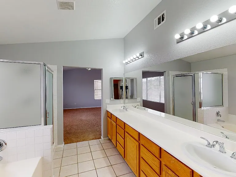 377 Ravensmere Ave — Photo 29