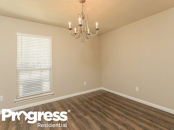 5th image of 8450 Pale Horse Ln