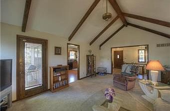 3rd image of 1209 NW Porter Dr