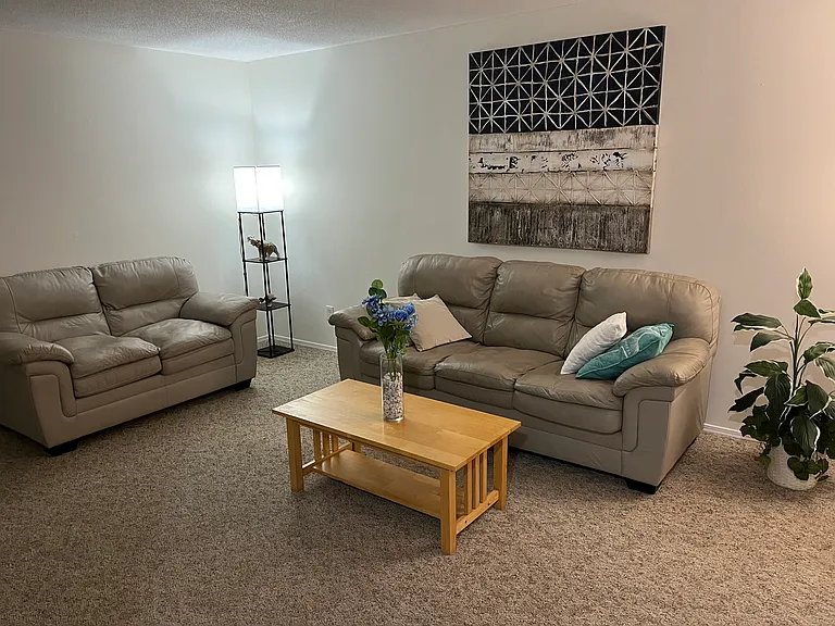 16 Caesar Dr — Photo 4