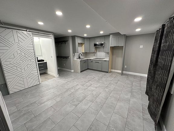 3rd image of 1505 Belgreen Dr